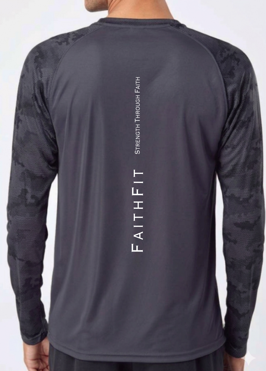 Activewear Permormances Long Sleeve Camo